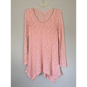 Light pink light knitted sweater